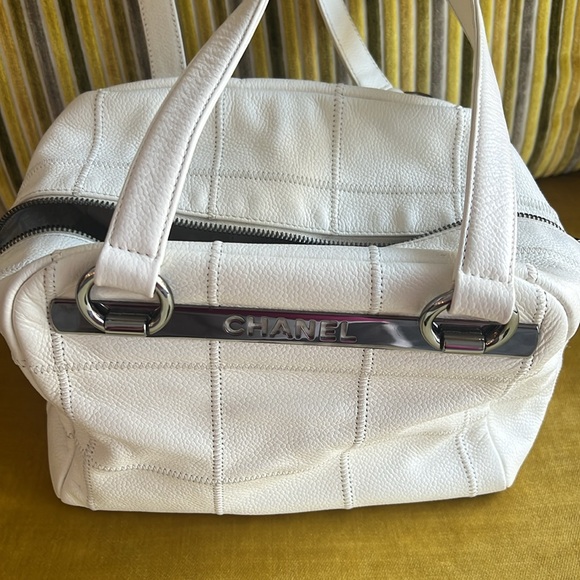 ⭐️🌴 Chanel Caviar Bag - Picture 3 of 9